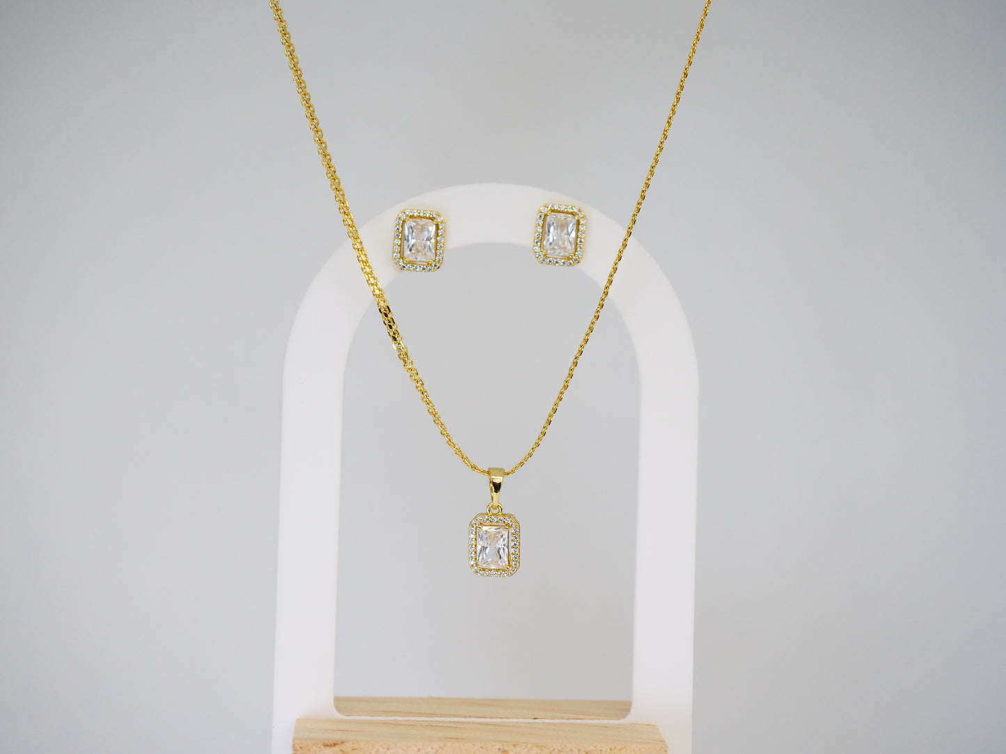 Element Neckclace & Earring