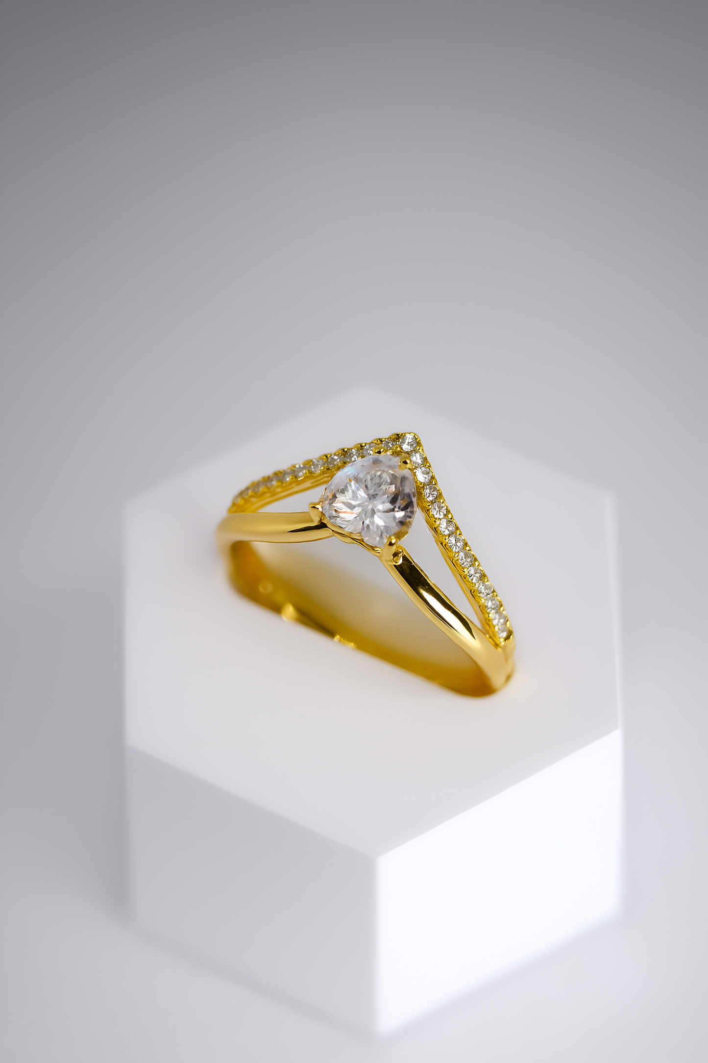 Queen Ring